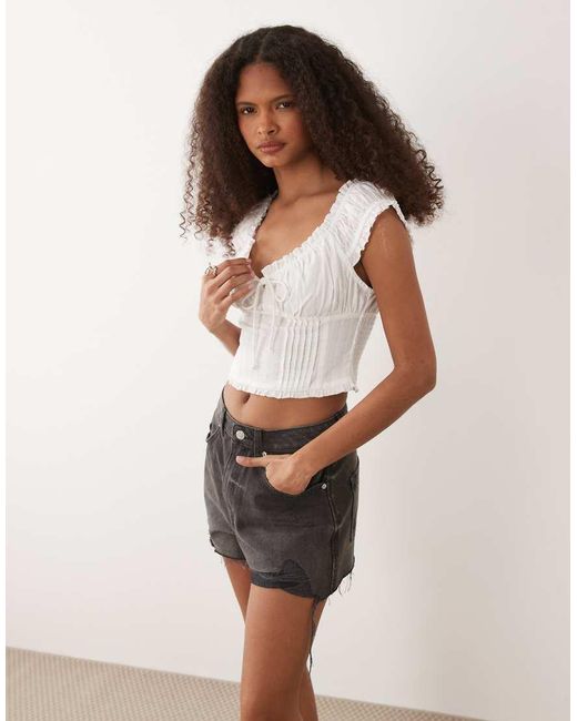 Miss Selfridge Natural Extreme Rip Shorts