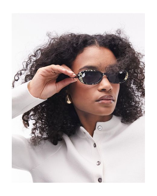 TOPSHOP White Meadow Oval Sunglasses