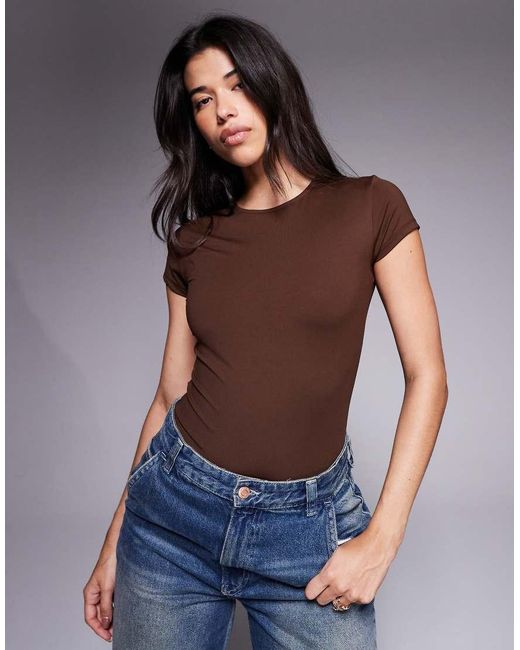 Body Marrón Chocolate Ceñido De Manga Corta De Poliamida De ASOS de color Blue