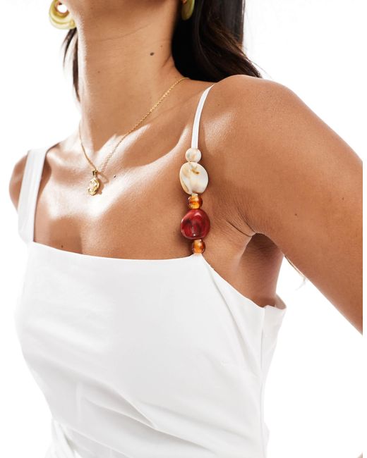 Exclusivité - - robe taille basse longueur mollet en coton aspect lin avec perles sur une bretelle 4th & Reckless en coloris White