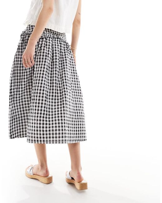 Gonna Midi Nera A Quadretti Con Volant di Wednesday's Girl in White