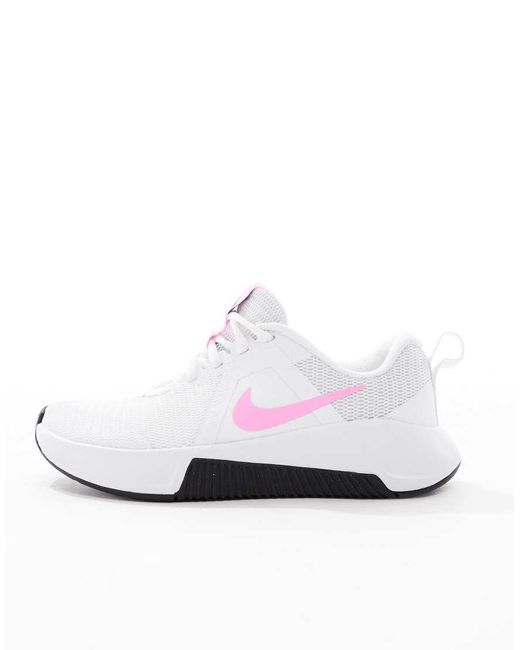 Nike White Mc 3 Trainers