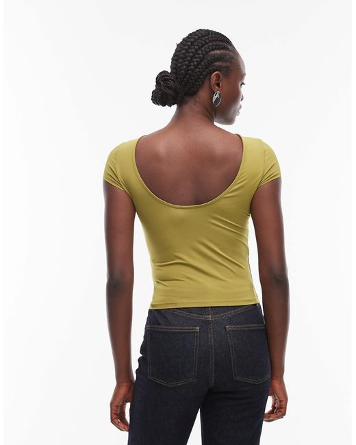 ASOS Green – figurbetontes oberteil