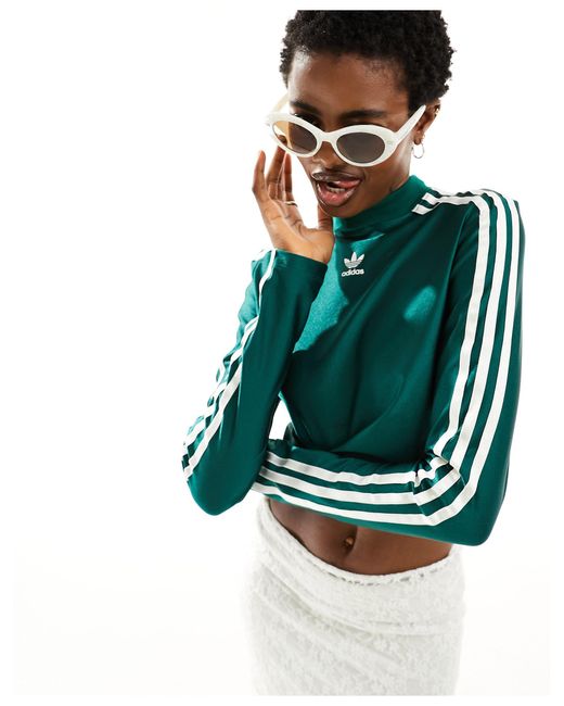 Top corto verde Adidas Originals de color Green