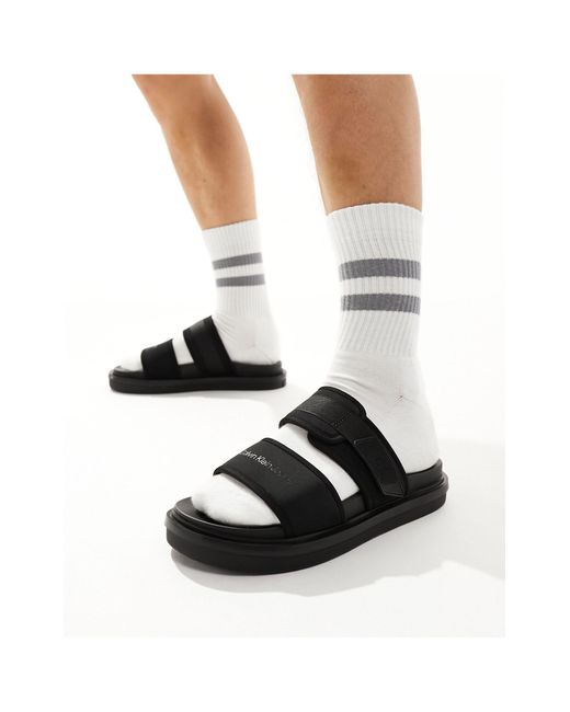 Sandalias negras con doble tira Calvin Klein de hombre de color White