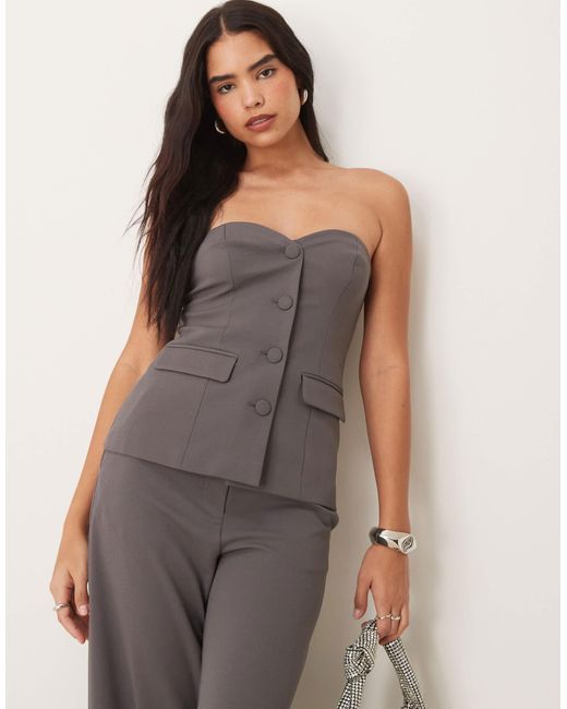 Y.A.S Gray – elegantes trägerloses oberteil