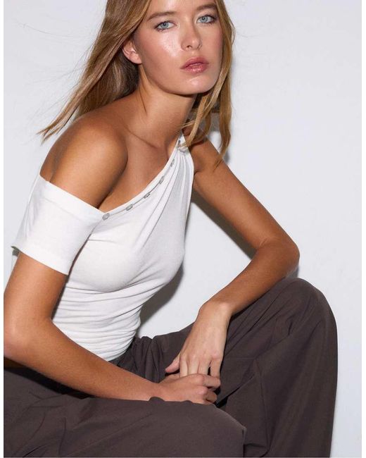 Stradivarius White Asymmetric Button T-shirt