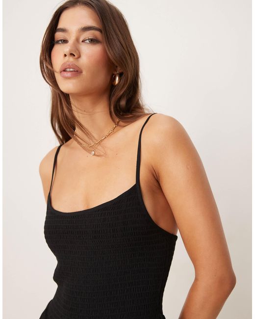 ASOS Black – gesmoktes mini-strandkleid