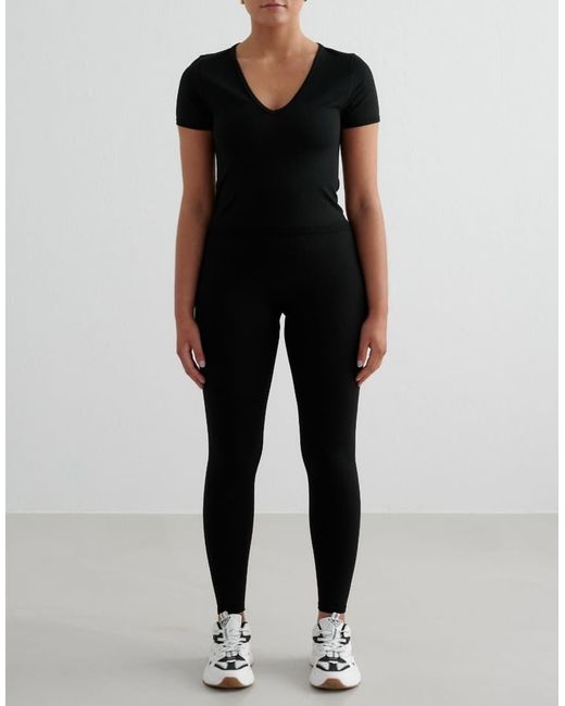 Aim'n Black Shape Seamless Short Sleeve