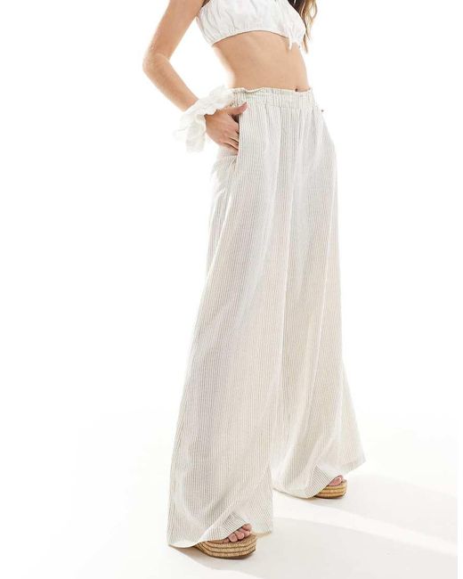 Stradivarius Broek Met Wijde Pijpen En Elastische Taille Van Kreukelstof in het White
