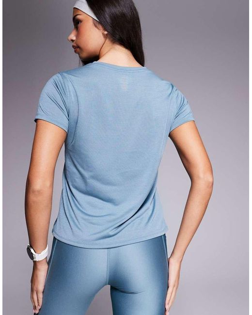 Under Armour Blue Launch T-Shirt
