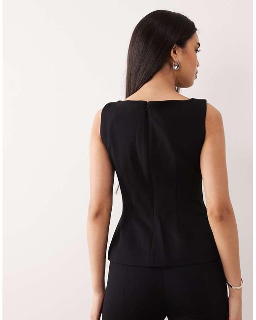 GOOD AMERICAN Black Soft Stretch Ponte Straight Neck Top