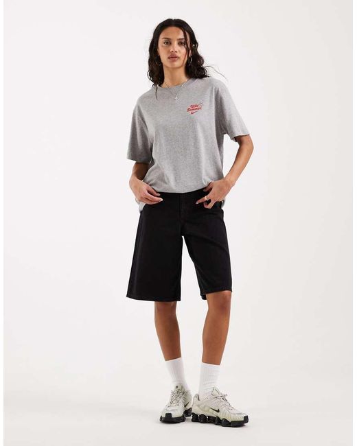 Nike Gray Oversized Boxy Graphic T-shirt