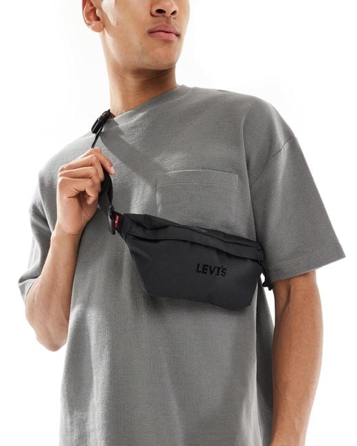 Levi's – e umhänge-gürteltasche mit farblich abgestimmtem logo in Gray für Herren