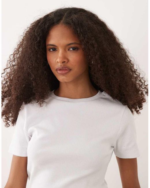 JJ Rebel White Ribbed Short Sleeved T-shirt