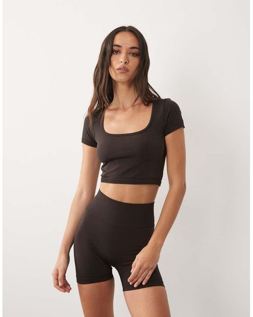 4505 Black Seamless Shine High Waist 5" Booty Shorts