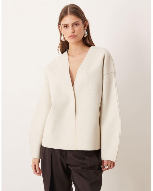 Vila Natural – schlichte, leichte jacke