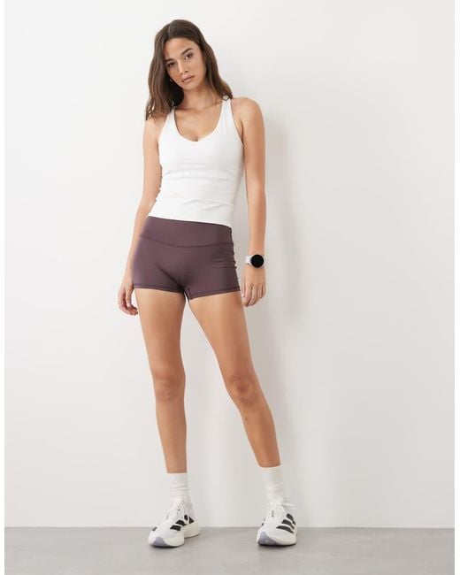 4505 White Fuller Bust Active V-neck Racer Back Vest With Inner Bra