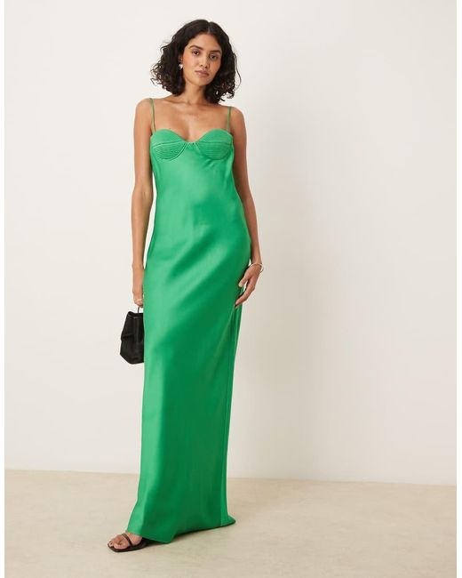 Vestido Largo De Tirantes Con Detalle De Copas Premium De Mango de color Green