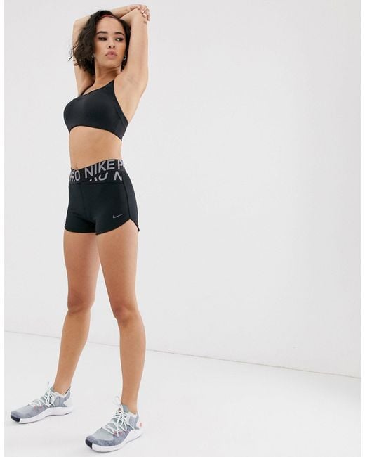 Nike Black Nike – Pro Training – e Shorts mit überkreuztem Bund