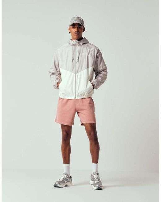 Nike Windrunner in het Gray voor heren