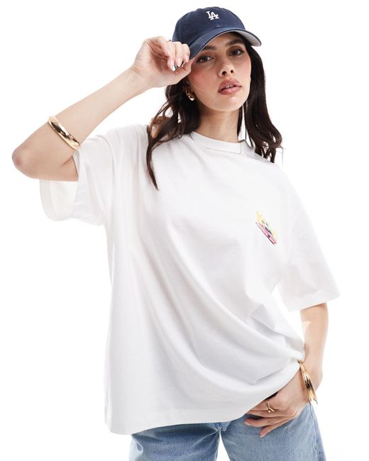 T-shirt coupe boyfriend avec imprimé yacht au dos ASOS en coloris White
