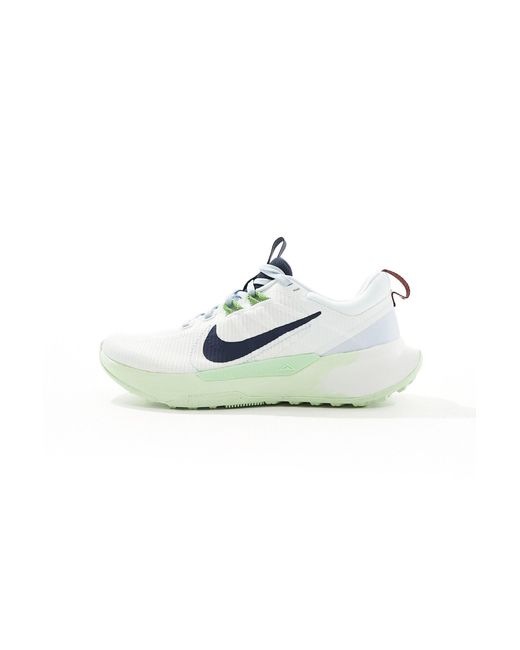 Juniper trail 2 nn - sneakers bianche e verdi di Nike in Blue