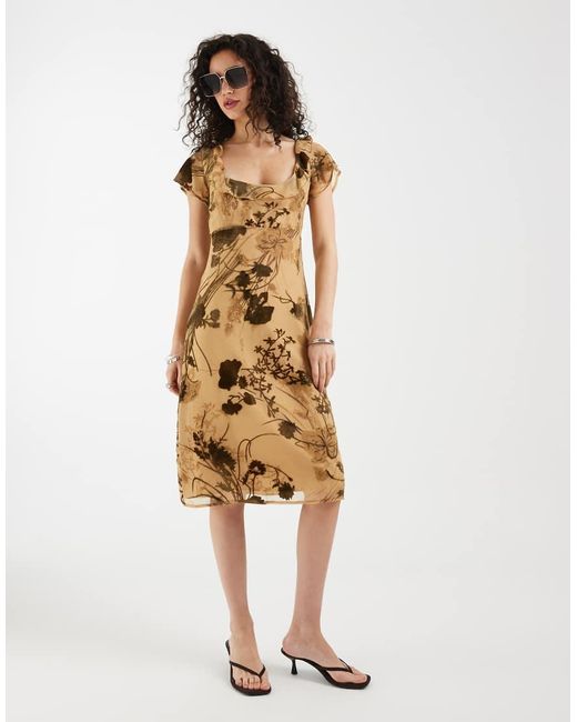 Motel Natural Bhrawa Ruffle Neck Midaxi Dress