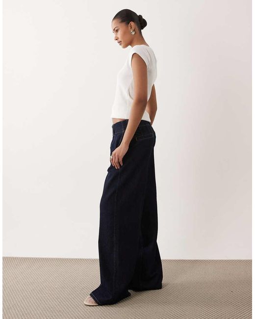 Alma di Mango in Blue