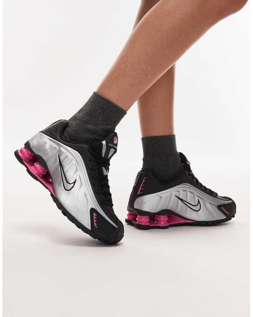 Nike Black Shox R4 Trainers