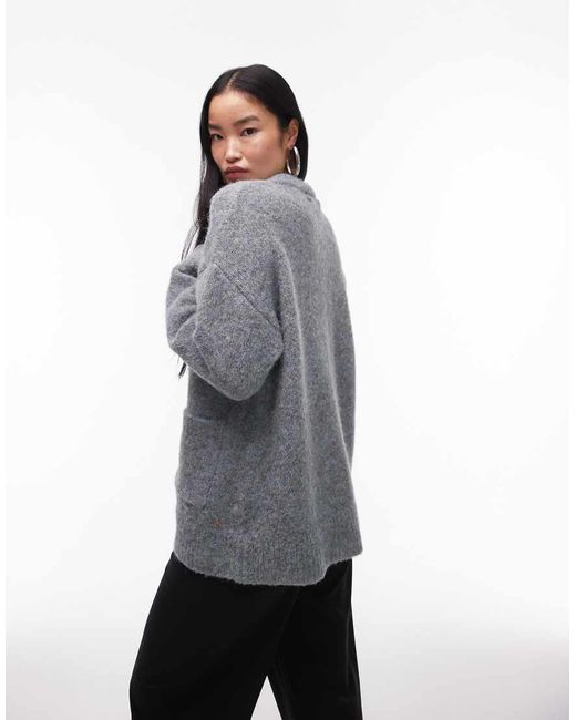 Cárdigan Extragrande Con Cuello De Pico Y Bolsillos De Punto Mullido De TOPSHOP de color Gray