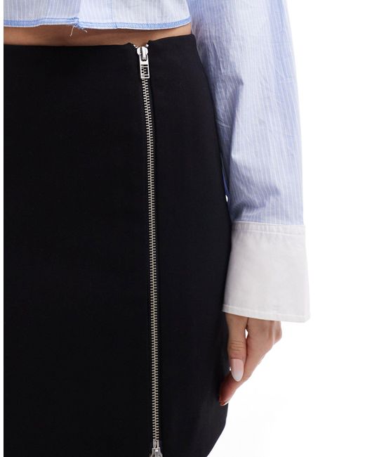 Mini-jupe minimaliste à détail zippé & Other Stories en coloris White