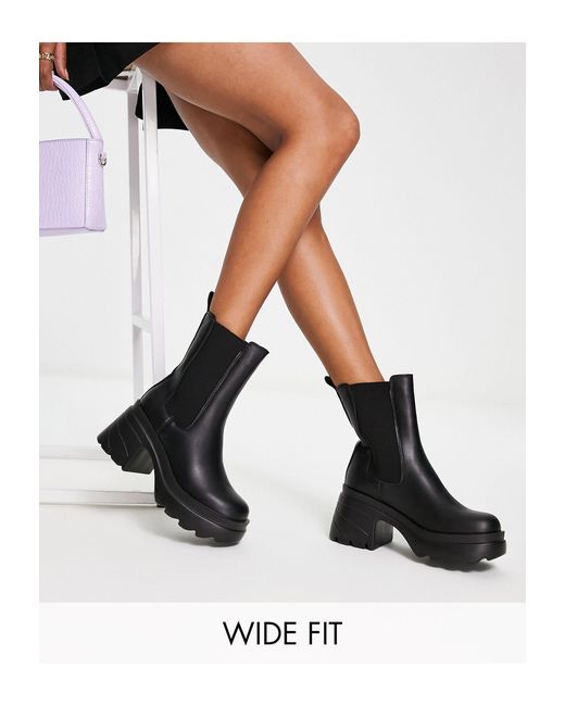 Chunky heeled shop chelsea boots
