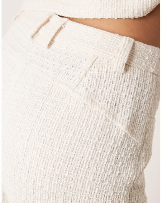 ASOS Natural – bouclé-hose