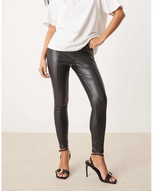 New Look Black Pu Front Seam Leggings