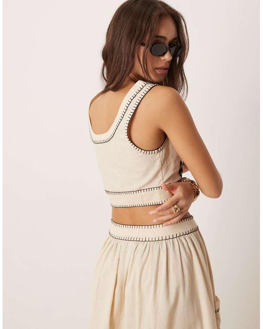 Top Con Botones En La Parte Delantera Y Bordados De (Parte De Un Conjunto)-Neutro ASOS de color Natural