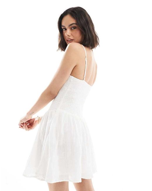 Stradivarius Str in het White