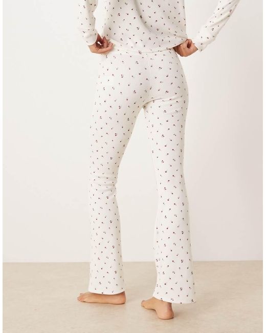 Hollister Natural Gilly Hicks Mid Rise Flare Cosy Waffle Trousers Co-ord