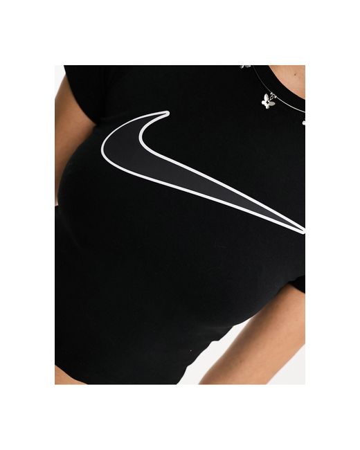 Camiseta negra muy entallada Nike de color Black
