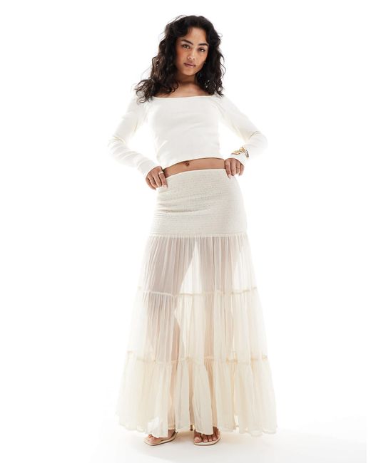 Jupe longue froncée à volants - écru Bershka en coloris White