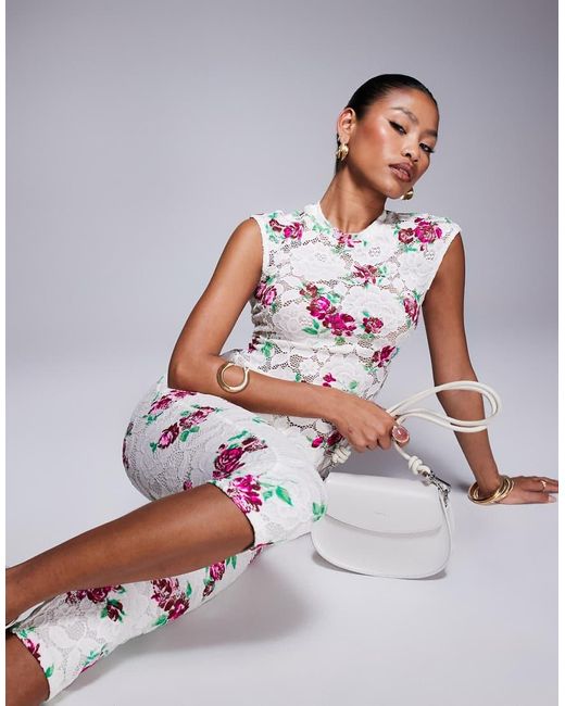 AFRM Gehaakte Kanten Top Met Rozenprint, Deel Van Co-Ord Set in het White