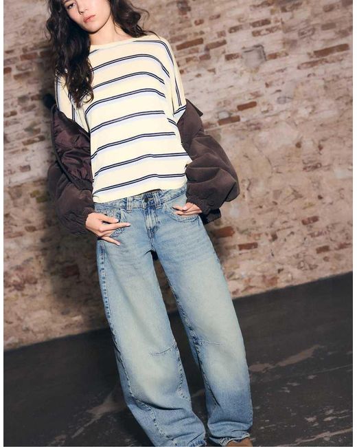 Stradivarius Blue Low-Rise Balloon Jeans