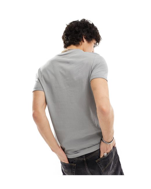 Pull&Bear Gray Muscle Fit T-shirt for men