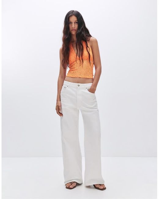 Top Allacciato Al Collo di Pull&Bear in White