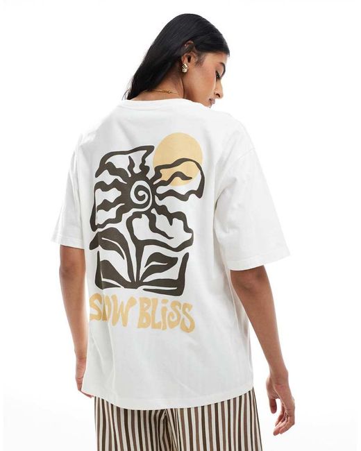 Pull&Bear T-Shirt Met Grafische 'Slow Bliss'-Zonneprint in het White