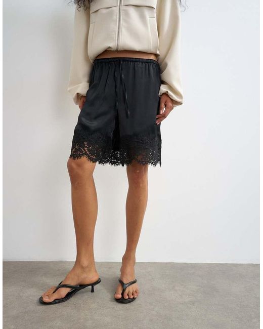 TOPSHOP White Satin Feel Lace Insert Bermuda Short