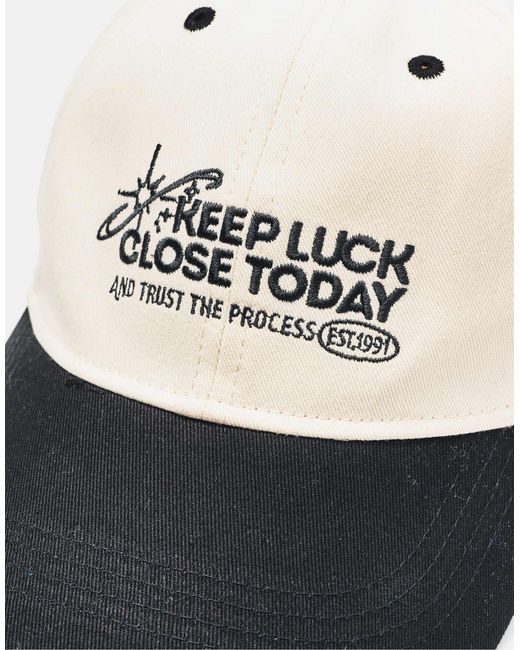 Pull&Bear Keep luck close today cap in Green für Herren