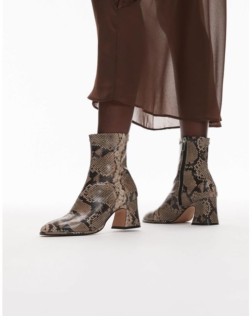 Schuh Brown Brenna Sock Boots