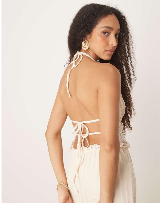 ASOS Mouwloze Top Met Textuur, Halternek En Open Achterkant in het Natural