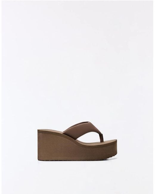 Bershka Natural Thong Heeled Platform Sandals